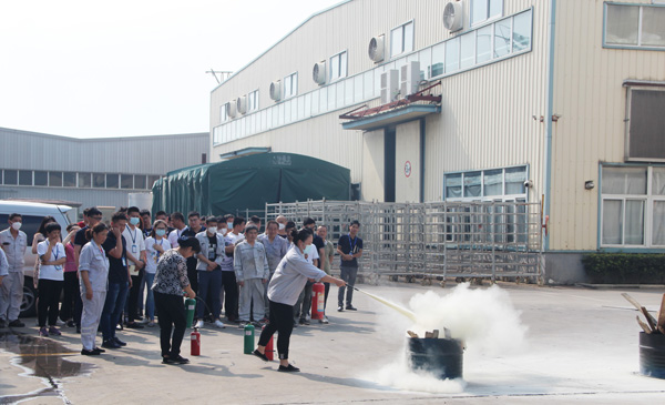 bw必威西汉姆联官方网站开展消防培训和演练活动