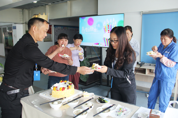 bw必威西汉姆联官方网站5月员工生日会&mdash;&mdash;温情五月 暖动人心