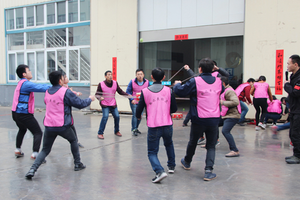 bw必威西汉姆联官方网站精英团队拓展训练火热进行中