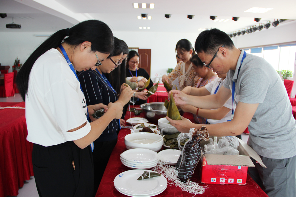 弘扬端午传统文化 传我bw必威西汉姆联官方网站浓情粽香